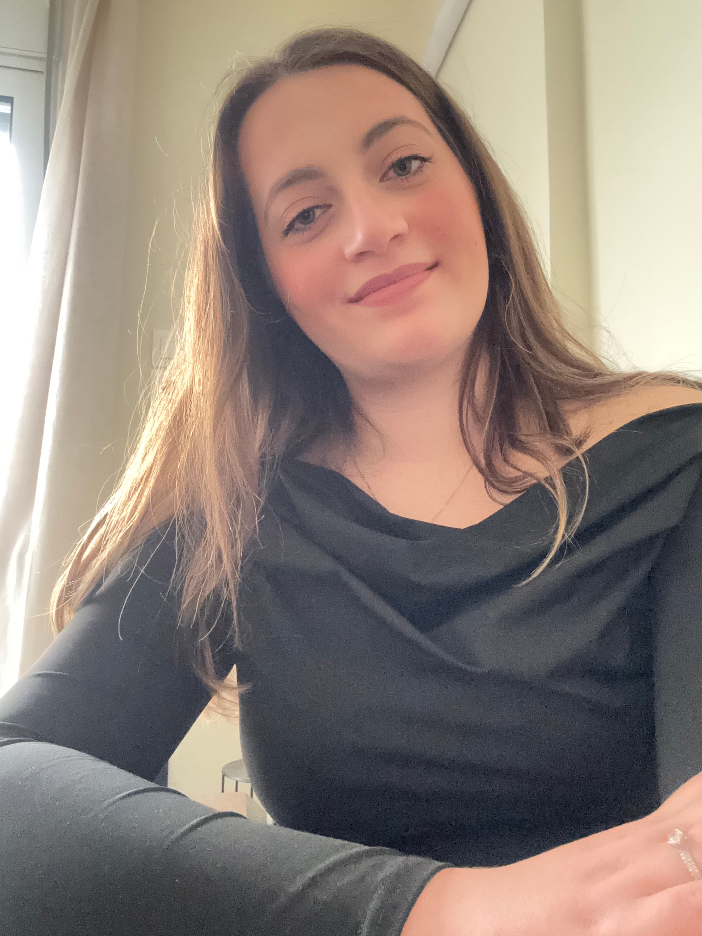 Στέλλα  Τζιβελέκη